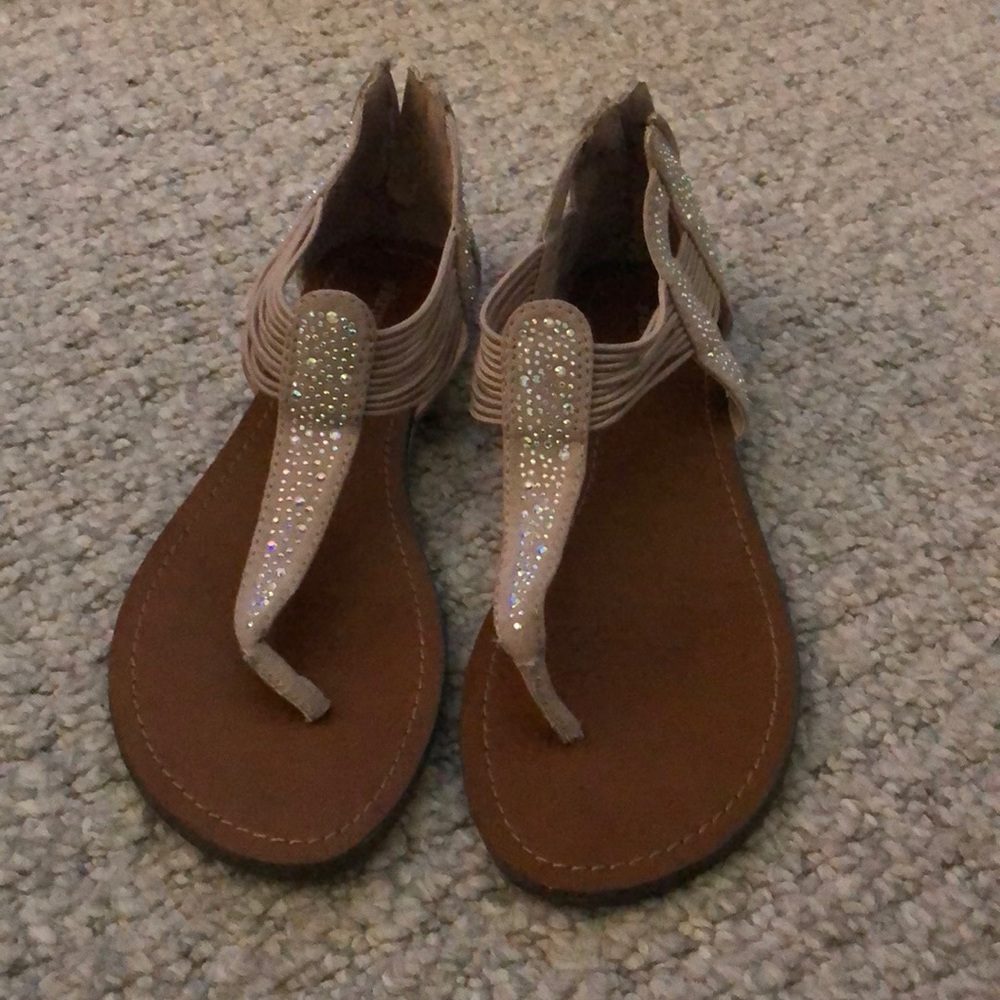 Xhilaration sandals